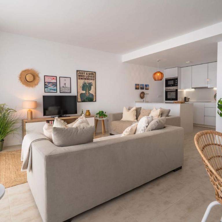 Experience Elevated Living at this Pure South Penthouse - Apartamento - 2