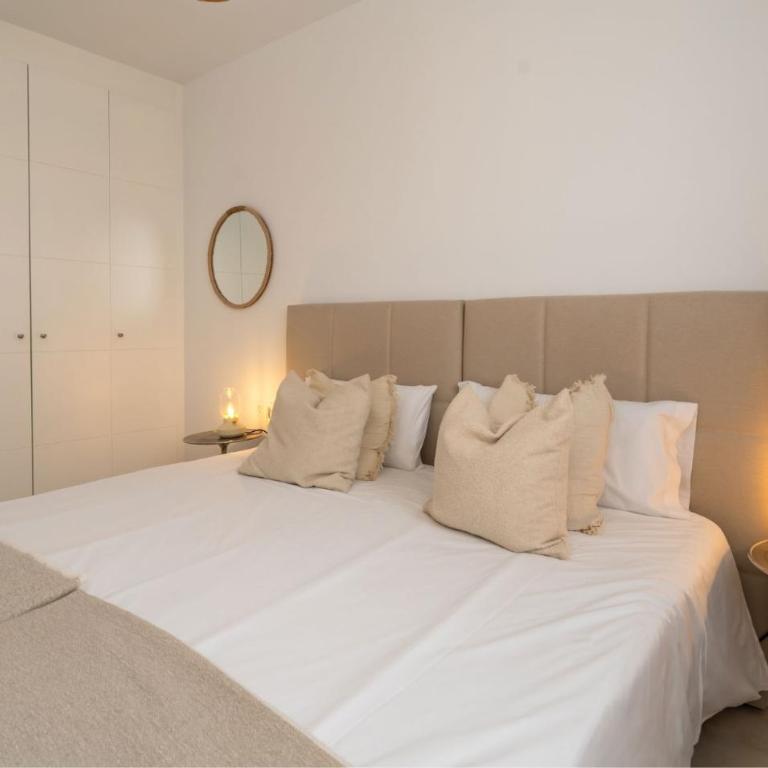 Experience Elevated Living at this Pure South Penthouse - Apartamento - 27