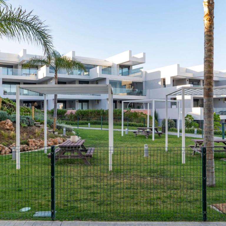 Experience Elevated Living at this Pure South Penthouse - Apartamento - 40