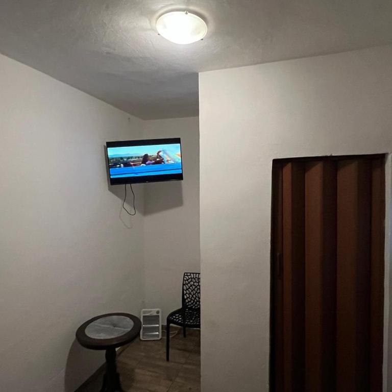 Hospedaje Malvinas - Habitación Doble - 2