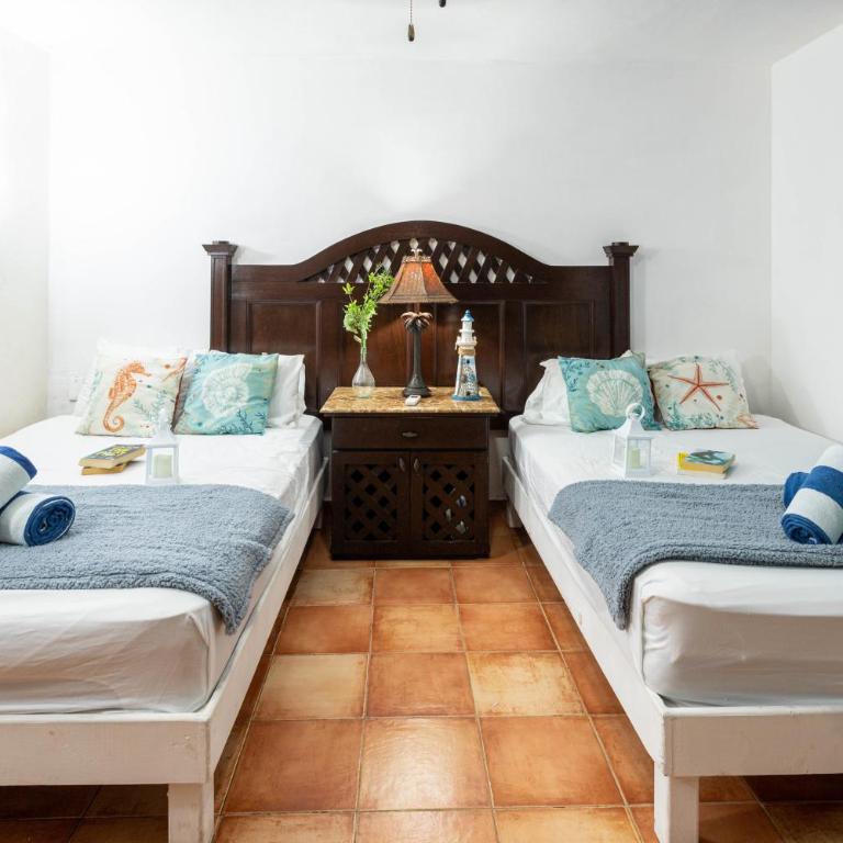 Acceso Directo Playa, Zona Hotelera, Piscina, AC - Two-Bedroom Apartment - 12