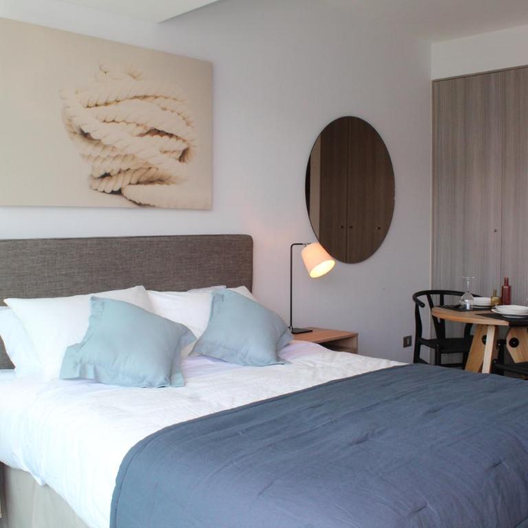 ApartHotel Puertonuevo HOM - One-Bedroom Apartment - 12