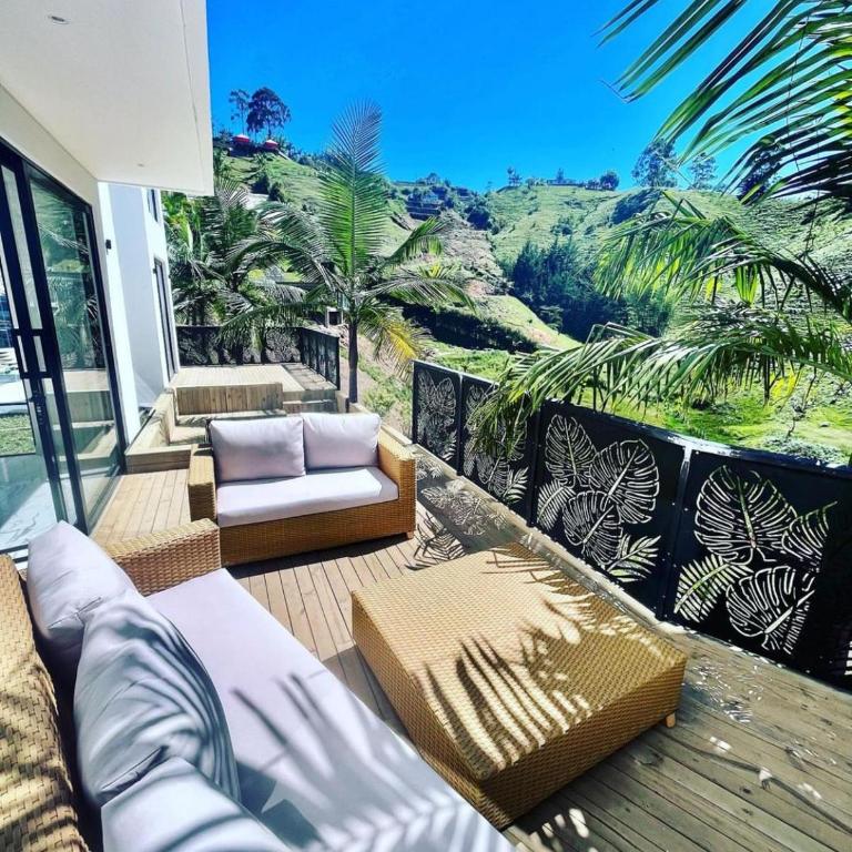 Finca Las palmas Guatape - Casa de 5 dormitorios - 8