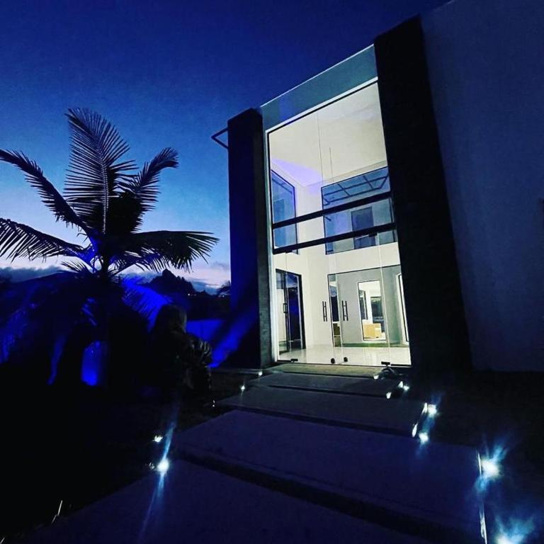 Finca Las palmas Guatape - Casa de 5 dormitorios - 28