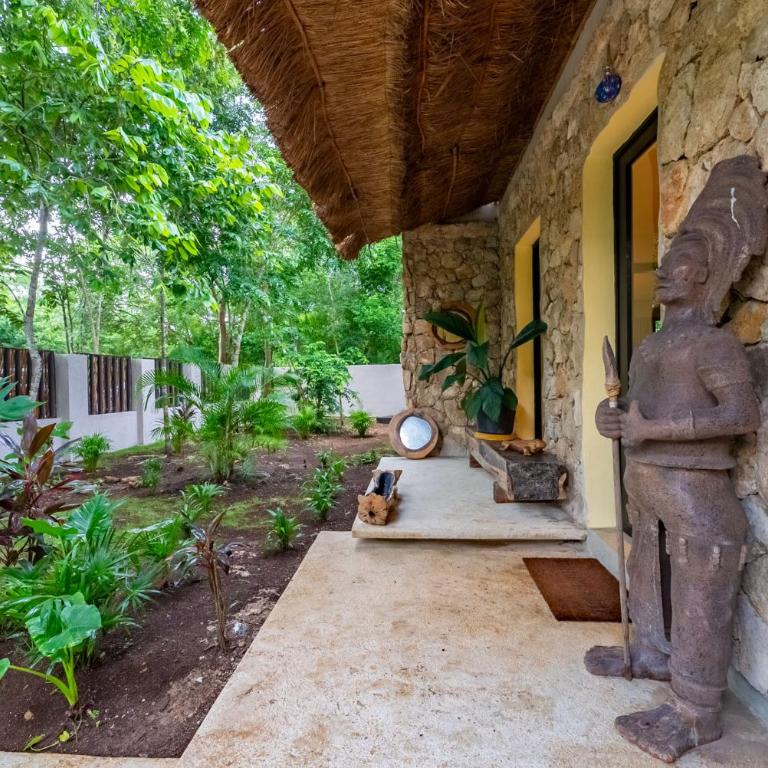 La Cueva de Piedra - Three-Bedroom Villa - 14
