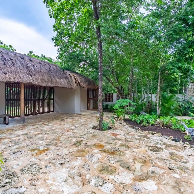 La Cueva de Piedra - Three-Bedroom Villa - 24