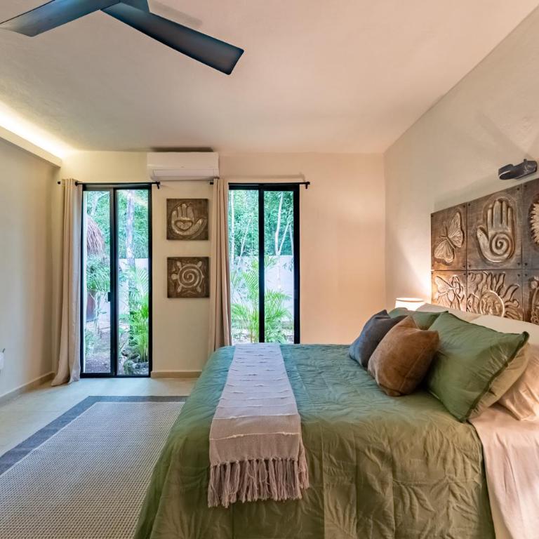 La Cueva de Piedra - Three-Bedroom Villa - 59
