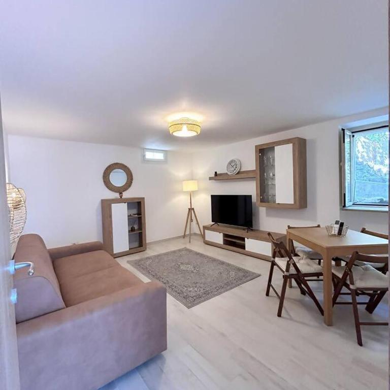 Casa con ampio terrazzo - Casa Bea - One-Bedroom Apartment - 2