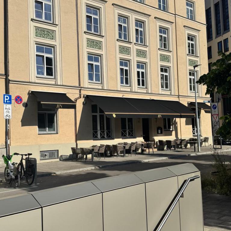 Exklusive 60qm Designerwohnung im Herzen von München - 1 min zur Maximilianstraße - One-Bedroom Apartment - 12