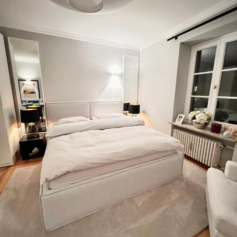 Exklusive 60qm Designerwohnung im Herzen von München - 1 min zur Maximilianstraße - One-Bedroom Apartment - 5