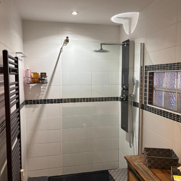 Superbe appartement avec piscine et parking - Two-Bedroom Apartment - 4