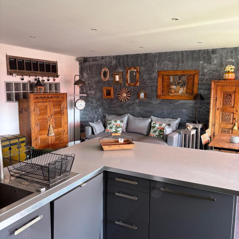 Superbe appartement avec piscine et parking - Two-Bedroom Apartment - 9