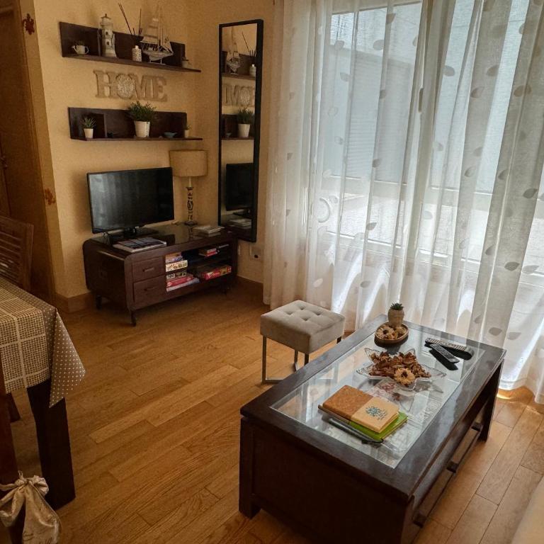 Centrica Suite de Lujo Parking Incluido - Apartamento de 1 dormitorio - 5