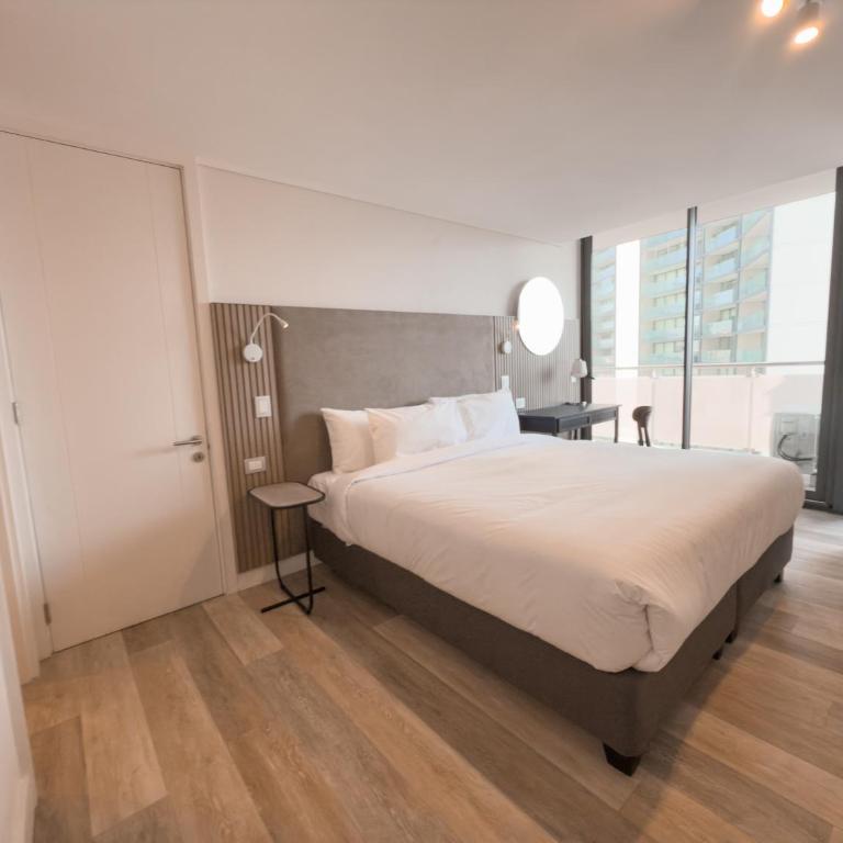 Spot Suites - Two-Bedroom Apartment - 2