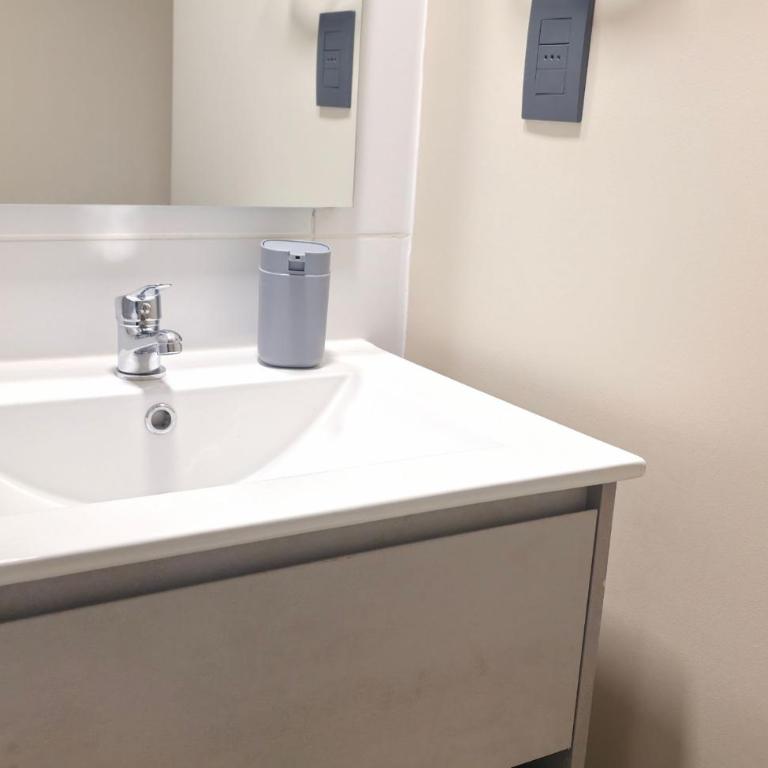 Moderno depto en Providencia - One-Bedroom Apartment - 10