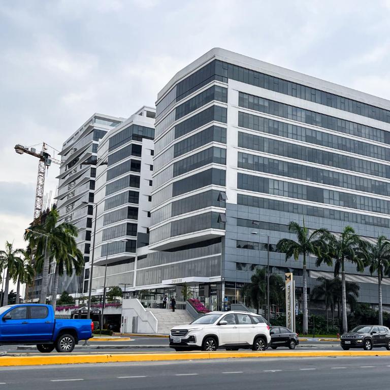 Casa con Piscina Privada, Asadero Bbq y 4 cuartos en Guayaquil - Villa - 82