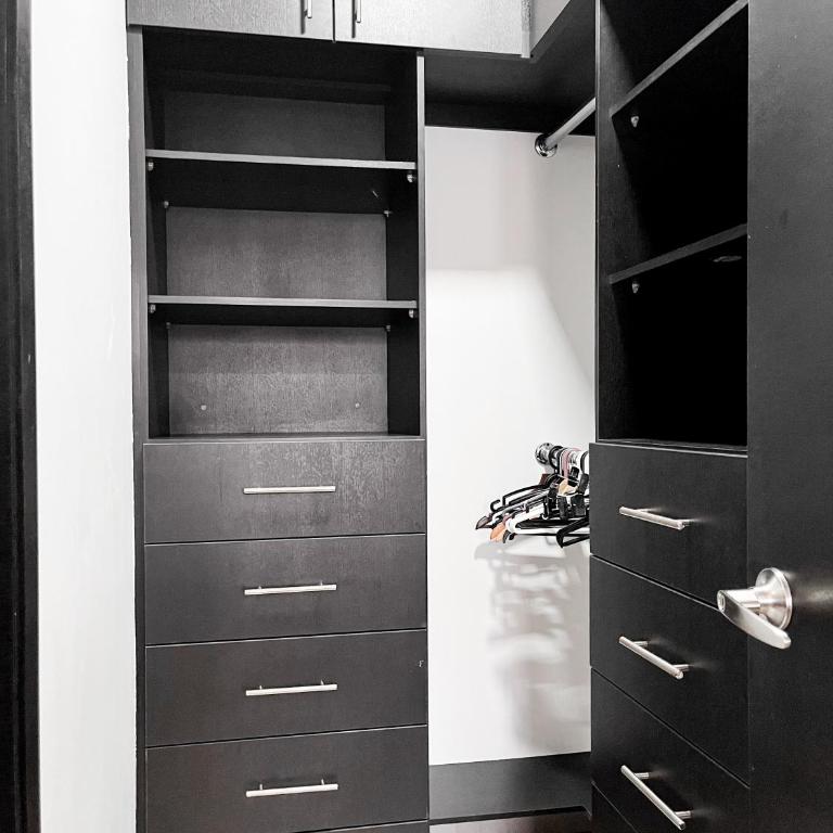 Casa con Piscina Privada, Asadero Bbq y 4 cuartos en Guayaquil - Villa - 78