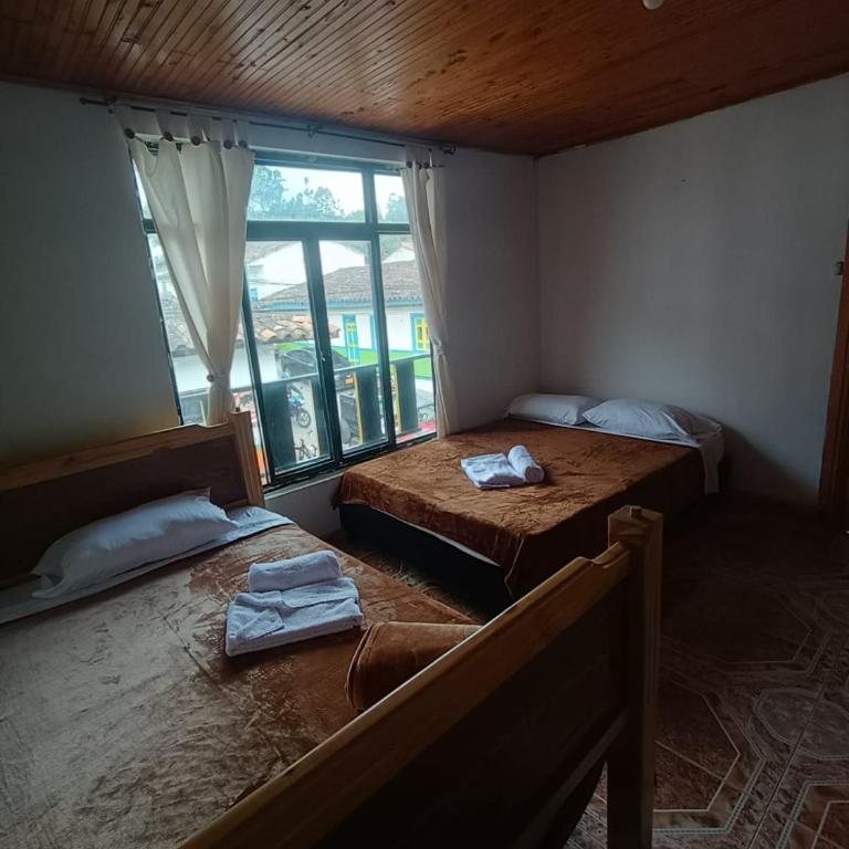Hostal La Frontera - Deluxe Double or Twin Room - 3