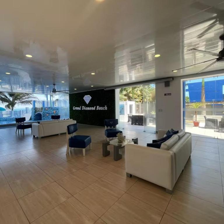 Luxury BK Tonsupa - Two-Bedroom Apartment - 16