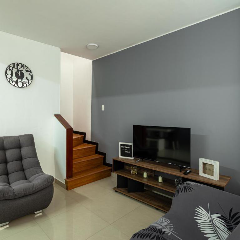 Casa amplia en Normandía 8 pax 3 habitaciones y 2 Parqueaderos - Casa de 3 dormitorios - 1