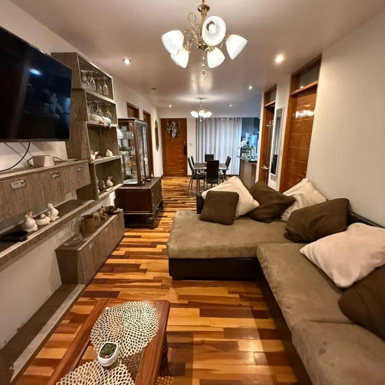 Beautiful and exclusive apartment with a nice view - Three-Bedroom Apartment with View - 65