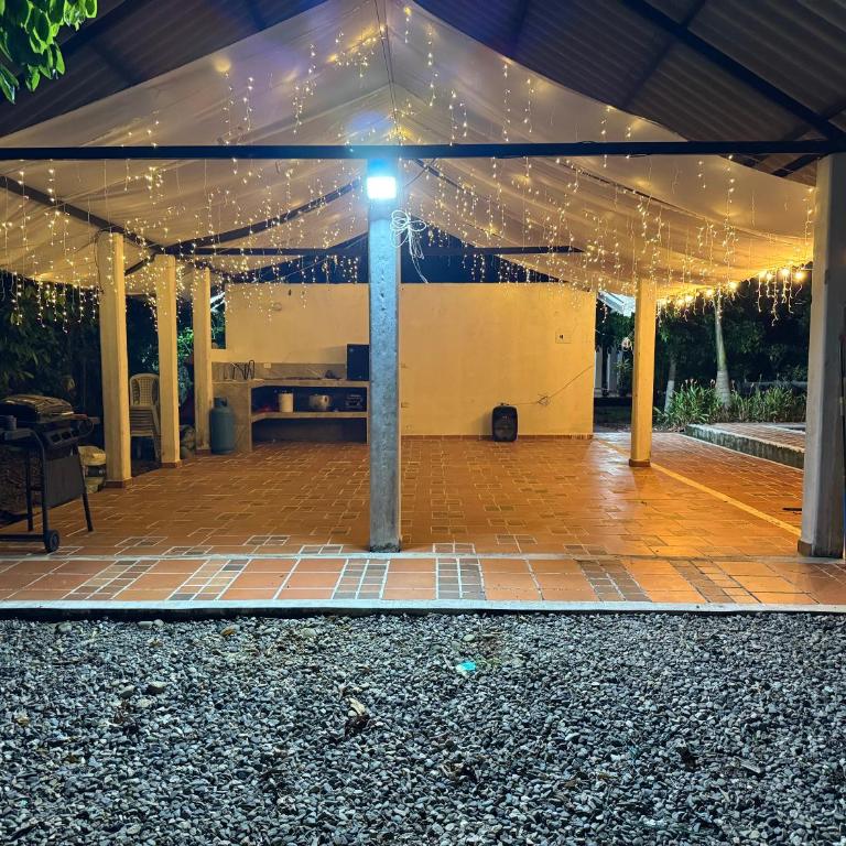 Alquiler casa campestre con piscina Villavicencio - Four-Bedroom House - 12