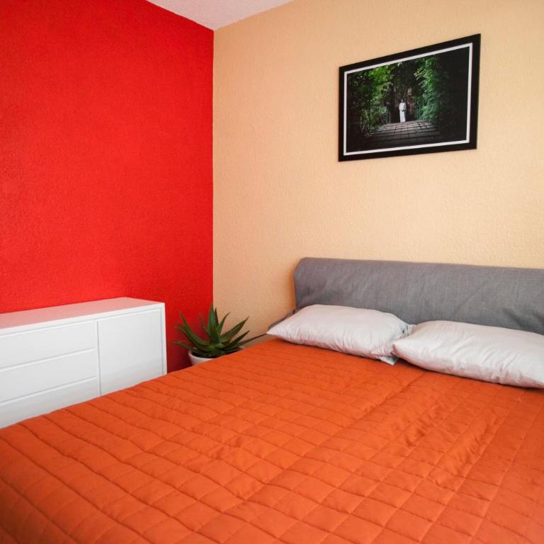 Cozy apartment in downtown - Two-Bedroom Apartment - 8