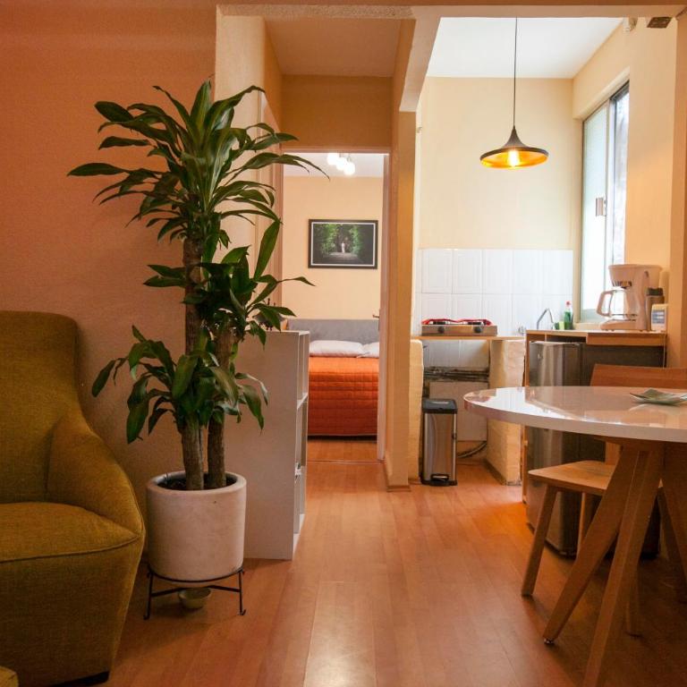 Cozy apartment in downtown - Two-Bedroom Apartment - 14