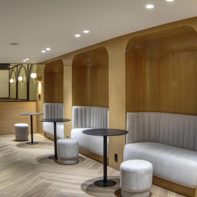 Expo GDL 2 Min Executive Style and Comfort - One-Bedroom Apartment - 7