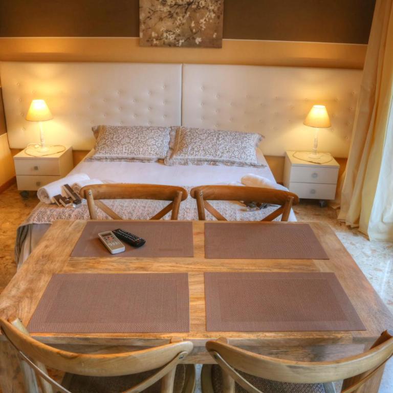 La Casetta di Lina Rooms and Apartments - Suite con Bagno Privato Esterno - 1