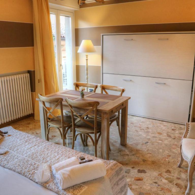 La Casetta di Lina Rooms and Apartments - Suite con Bagno Privato Esterno - 12
