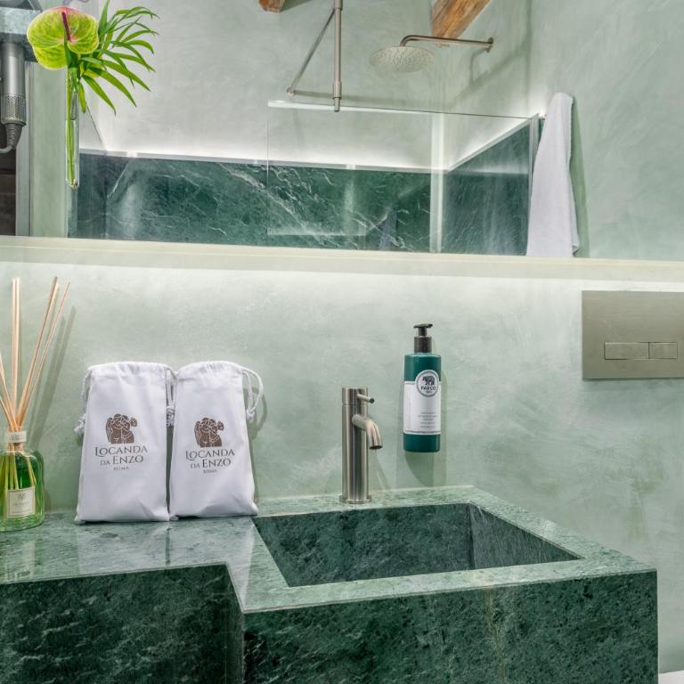 Locanda da Enzo - Camera Matrimoniale con Bagno Privato - 9