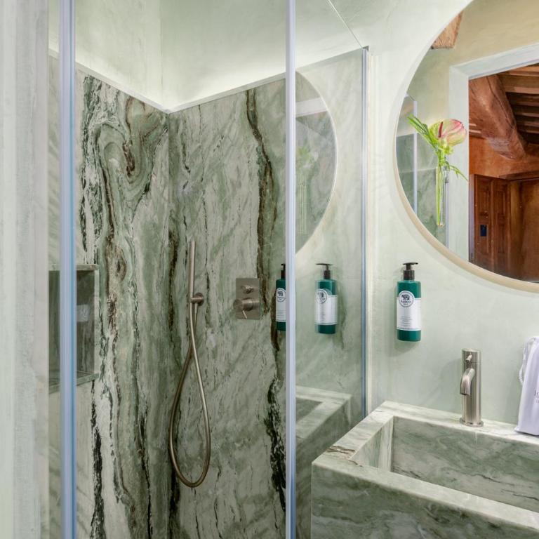 Locanda da Enzo - Camera Matrimoniale con Bagno Privato - 9