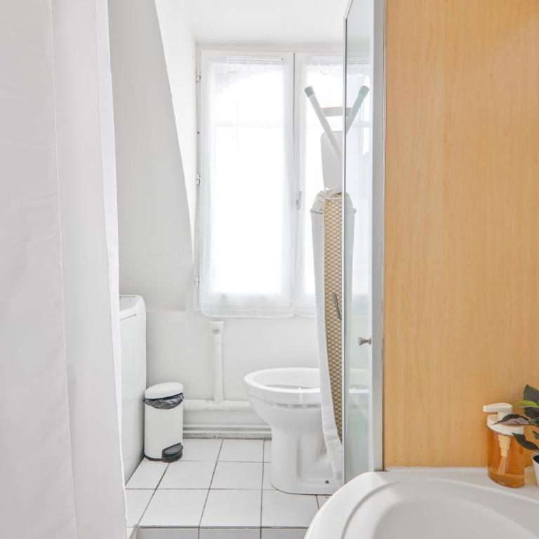Center of Paris Luxurious Studio Apartment Free NetFlix - Studio - 9