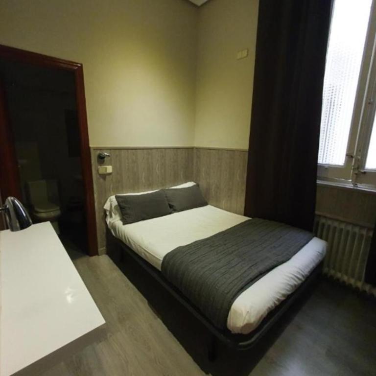 Plaza Dort Rooms I - Habitación Doble Económica - 1