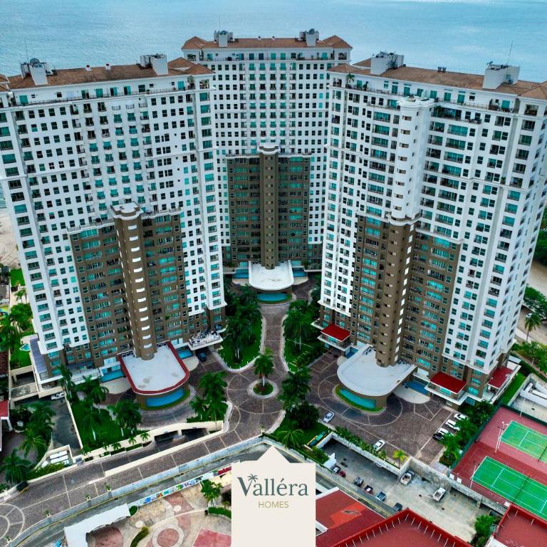 Grand Venetian, Ocean front condo By Valléra Homes - Apartamento de 1 dormitorio - 2