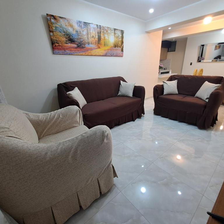 Amplio, Centrico y moderno departamento de 3 habitaciones-401 - Three-Bedroom Apartment - 3