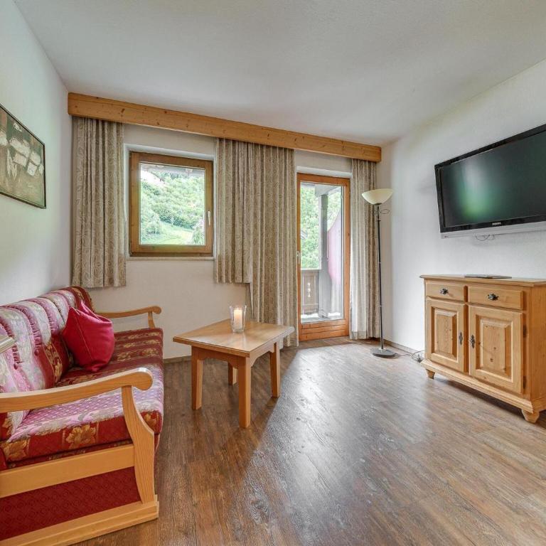 Apartment in Zillertal near Spieljochbahn - Apartment mit 4 Schlafzimmern - 2