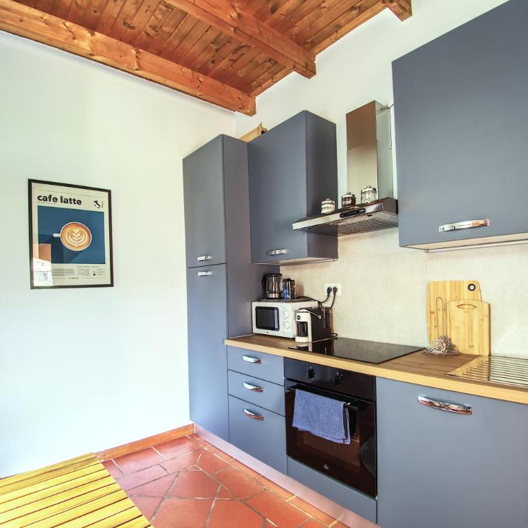 Villa Blu splendida villa con piscina - Stintino Via Limbara 29B Sardegna - Villa con 3 Camere da Letto - 13