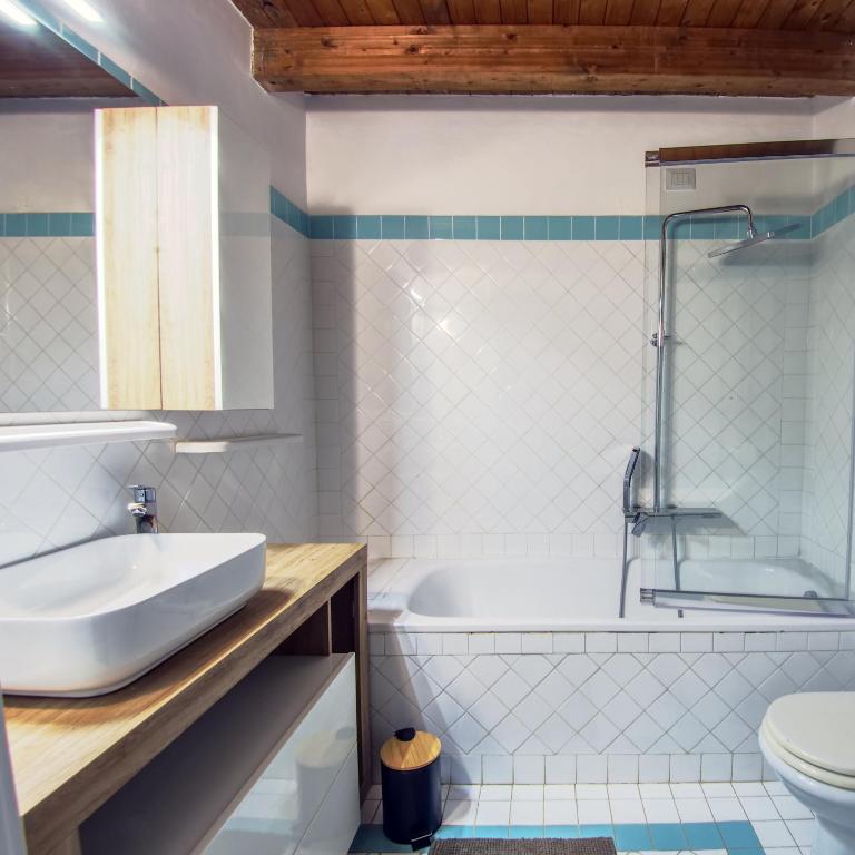 Villa Blu splendida villa con piscina - Stintino Via Limbara 29B Sardegna - Villa con 3 Camere da Letto - 33