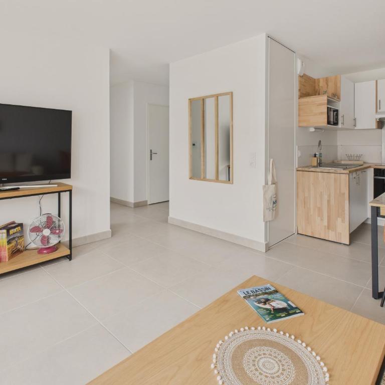Plein centre - Appart pour 6 avec balcon - Apartment - 8
