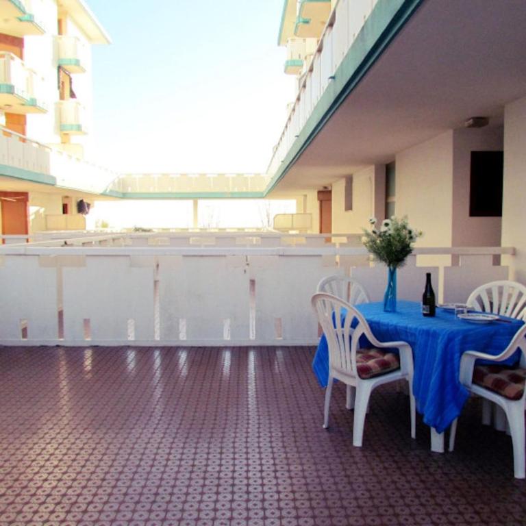 Seafront studio with balcony - Monolocale - 12