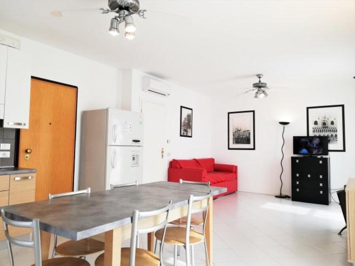 Residence Porto Sole - Apartment mit 2 Schlafzimmern, einem Balkon und Meerblick - 7