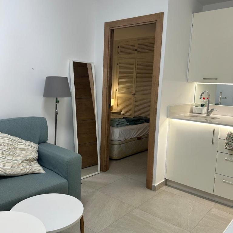 Escapada frente al mar con piscina y parking - Apartamento de 1 dormitorio - 1