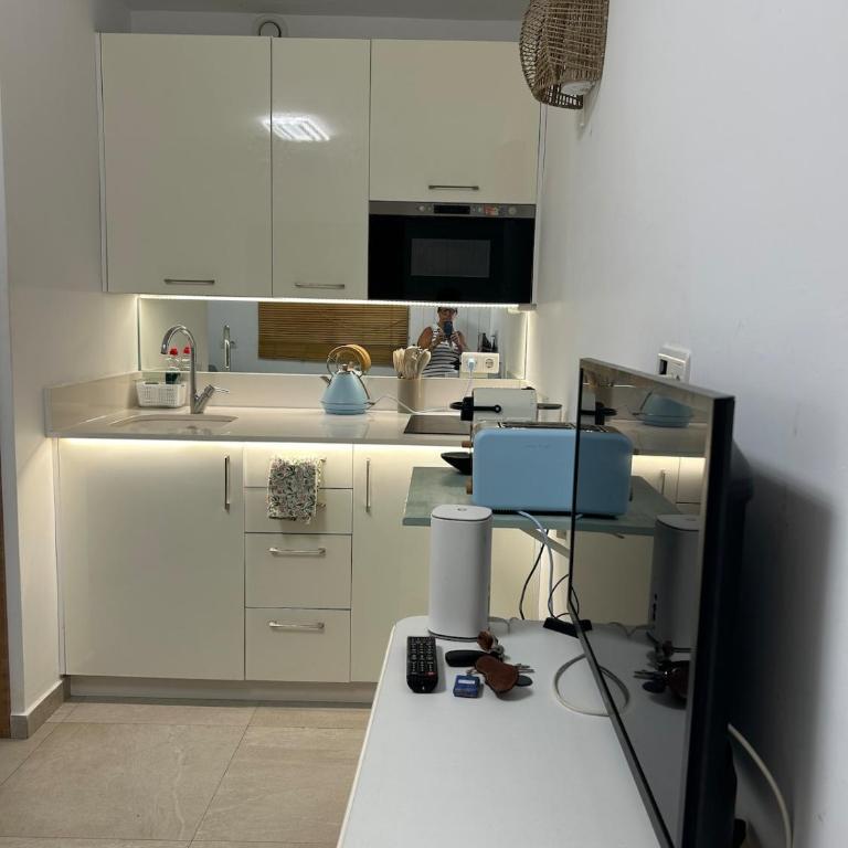 Escapada frente al mar con piscina y parking - Apartamento de 1 dormitorio - 7