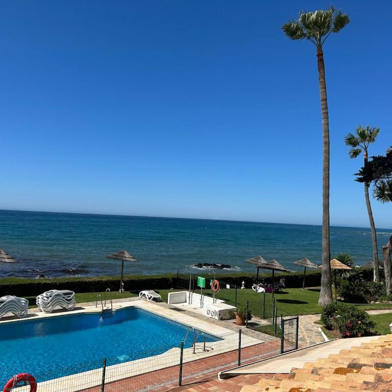 Escapada frente al mar con piscina y parking - Apartamento de 1 dormitorio - 10