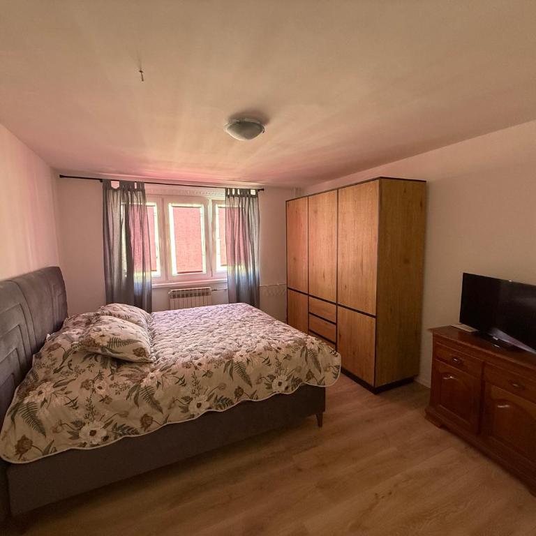 Apartman Iris - One-Bedroom Apartment - 1