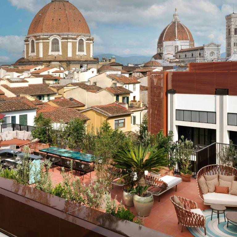 W Florence - Penthouse Signature King Suite with Duomo View and Terrace - 8