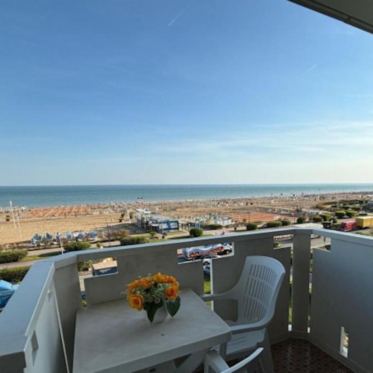 Amazing beachfront apartment-Beahost - Appartamento - 4