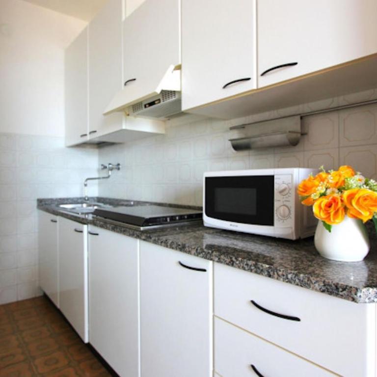 Amazing beachfront apartment-Beahost - Appartamento - 6